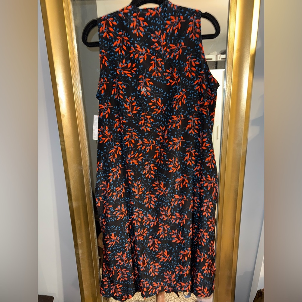 LuLaRoe Black and Red Floral Sleeveless Joy Vest - Picture 4 of 4